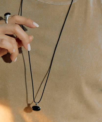 《インフルエンサーuchida企畫/スターリングシルバー》橢圓形寶石項鍊