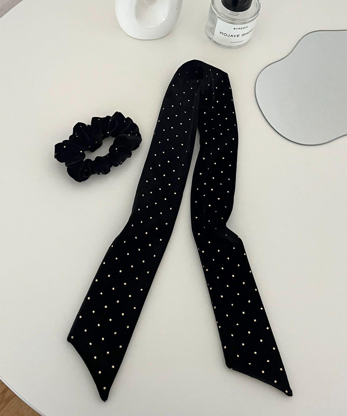 金色波點天鵝絨蝴蝶結髮繩