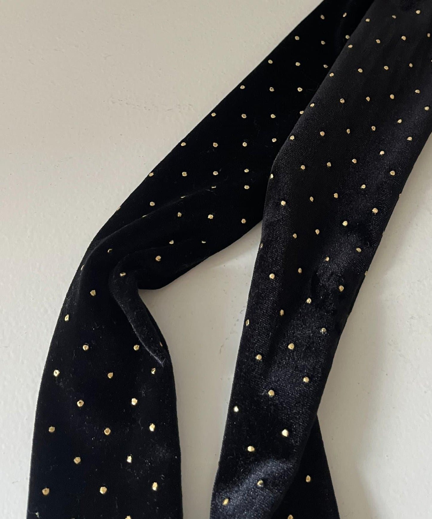 金色波點天鵝絨蝴蝶結髮繩