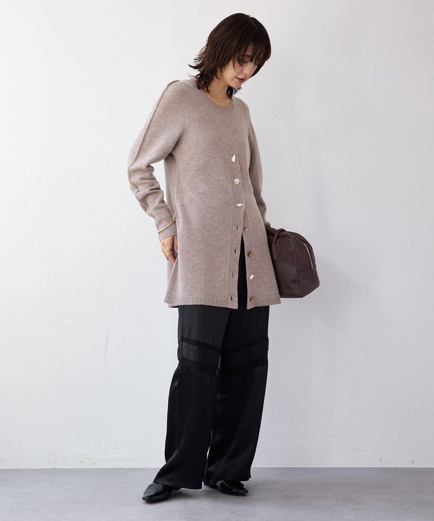 【à Nice (ア ・ニース)】開叉針織衫