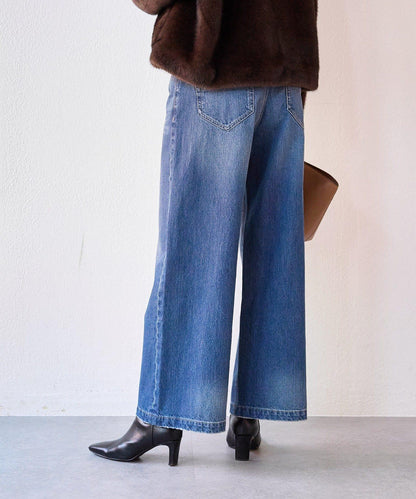 【時尚感十足】寬鬆喇叭牛仔褲