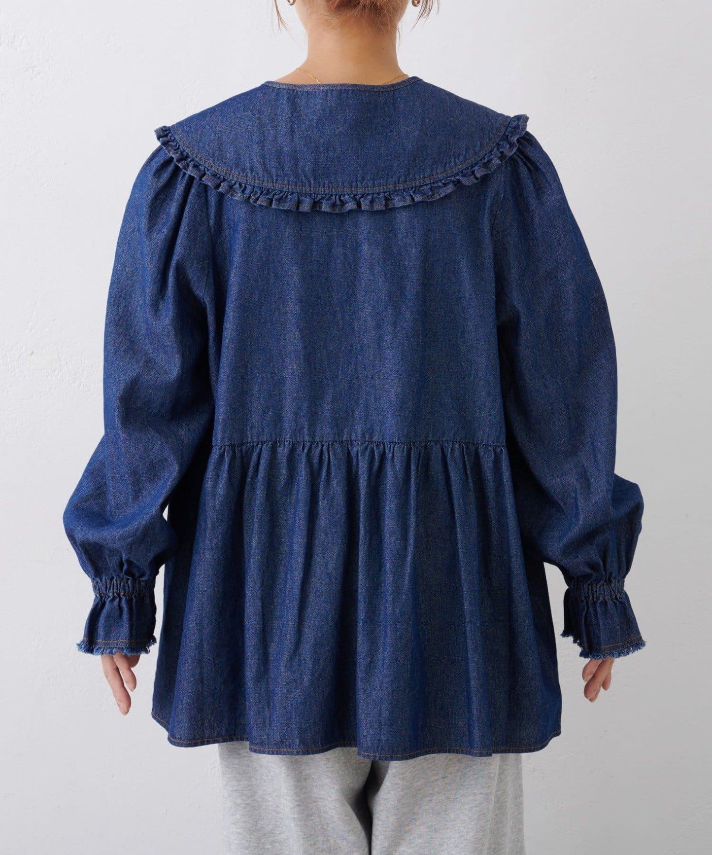 ★【HELLO.SANFRANCISCO/ハローサンフランシスコ】帶領雛菊刺繡牛仔襯衫