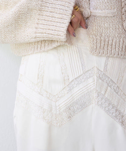 【à Nice (ア ・ニース)】褶飾蕾絲長褲