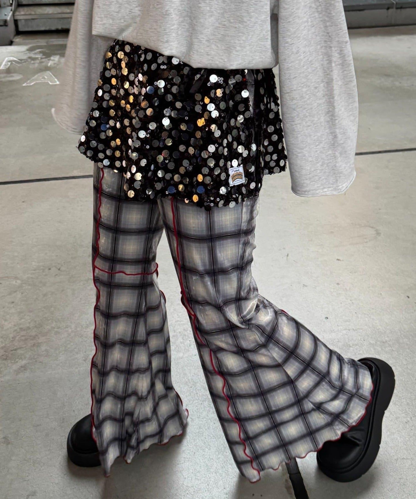 ★【HELLO.SANFRANCISCO/ハローサンフランシスコ】多功能亮片裹身半身裙