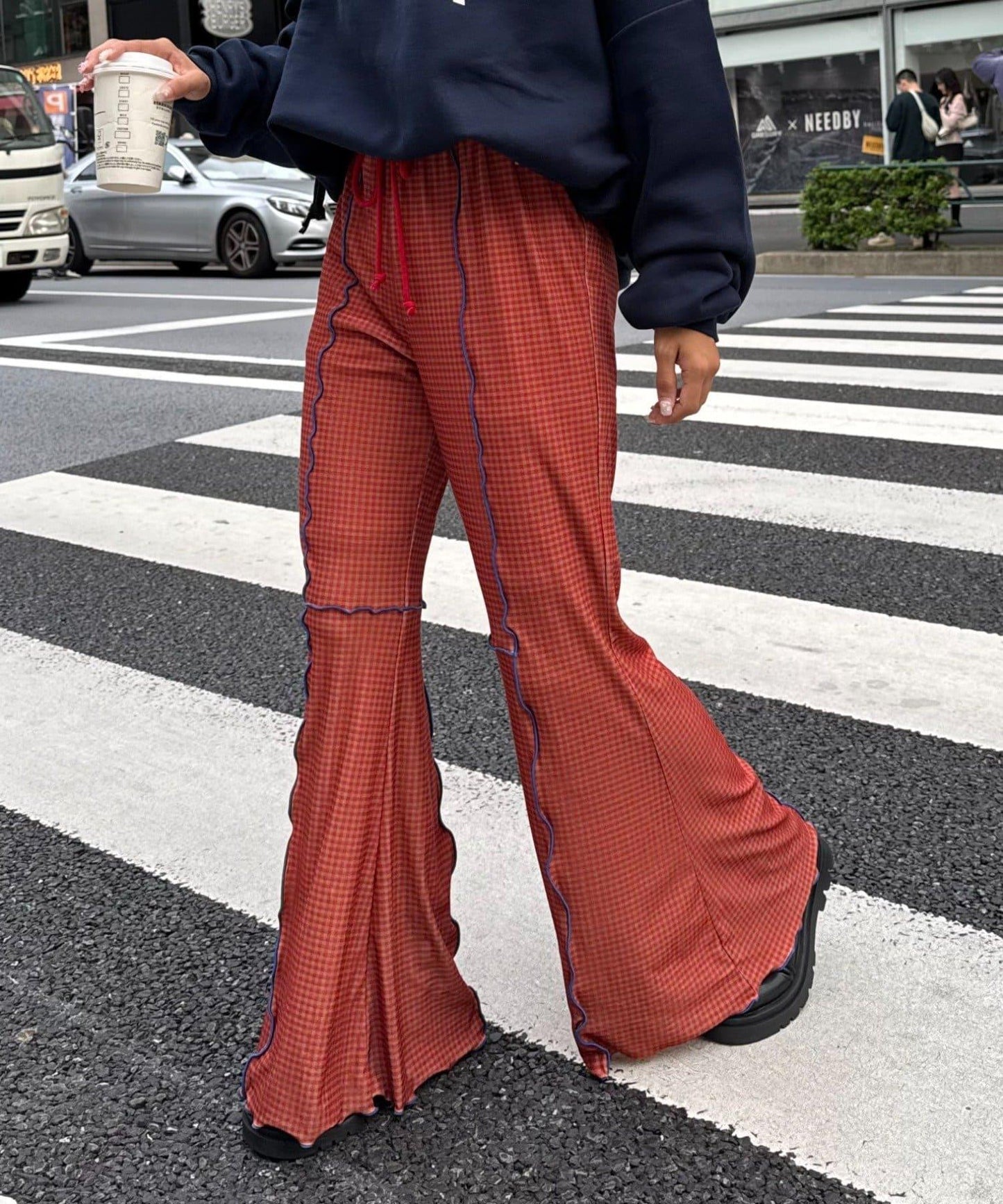 ★【HELLO.SANFRANCISCO/ハローサンフランシスコ】格紋荷葉邊拼接喇叭褲