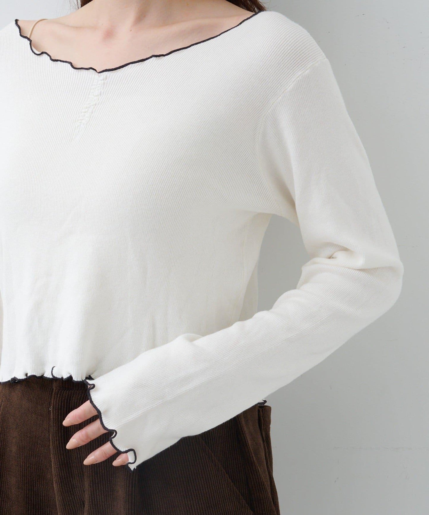 柔軟親膚針織套頭衫