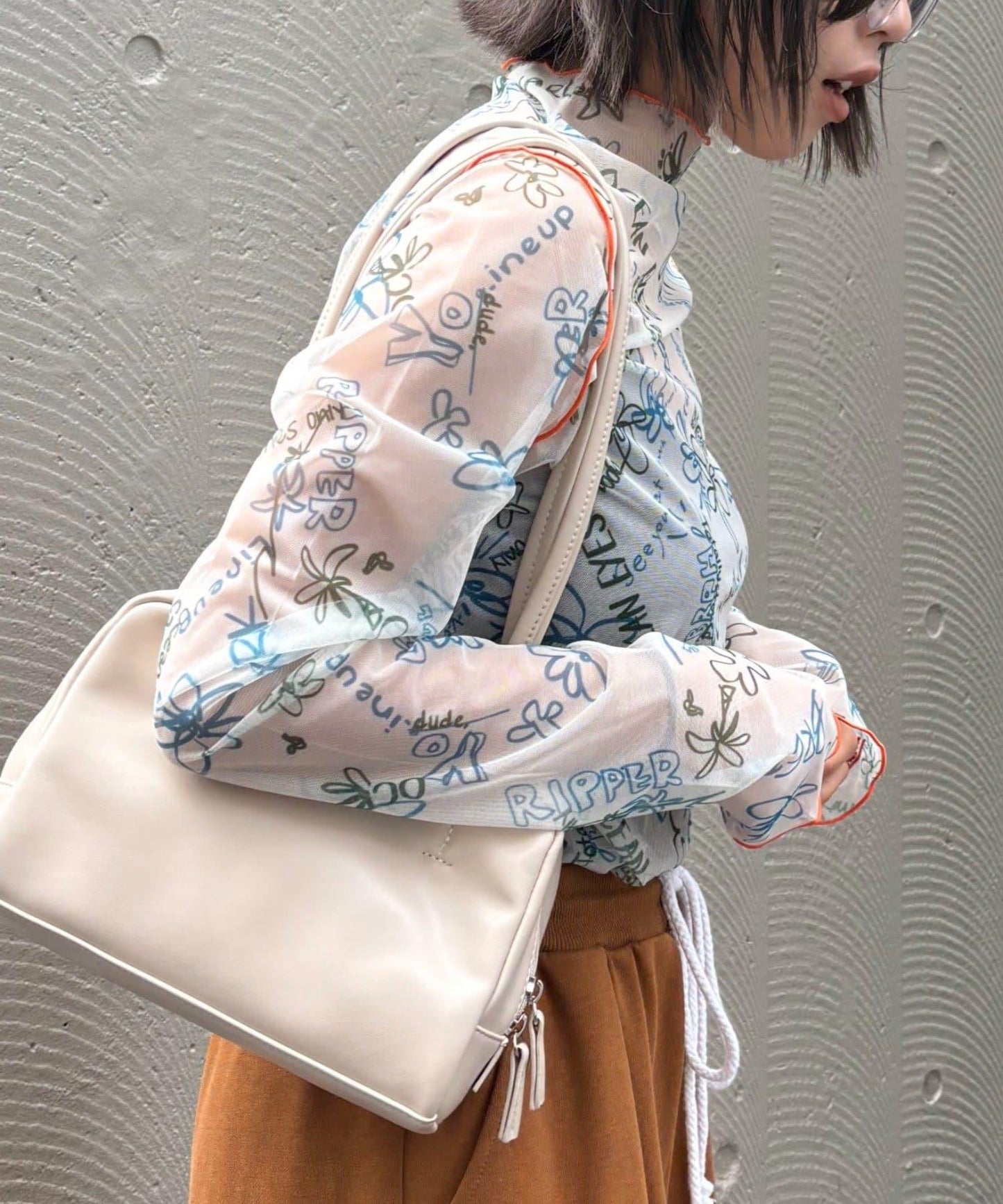 ★【HELLO.SANFRANCISCO/ハローサンフランシスコ】塗鴉圖案藝術上衣