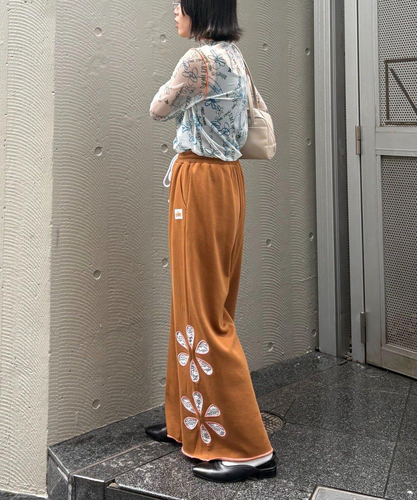 ★【HELLO.SANFRANCISCO/ハローサンフランシスコ】塗鴉圖案藝術上衣