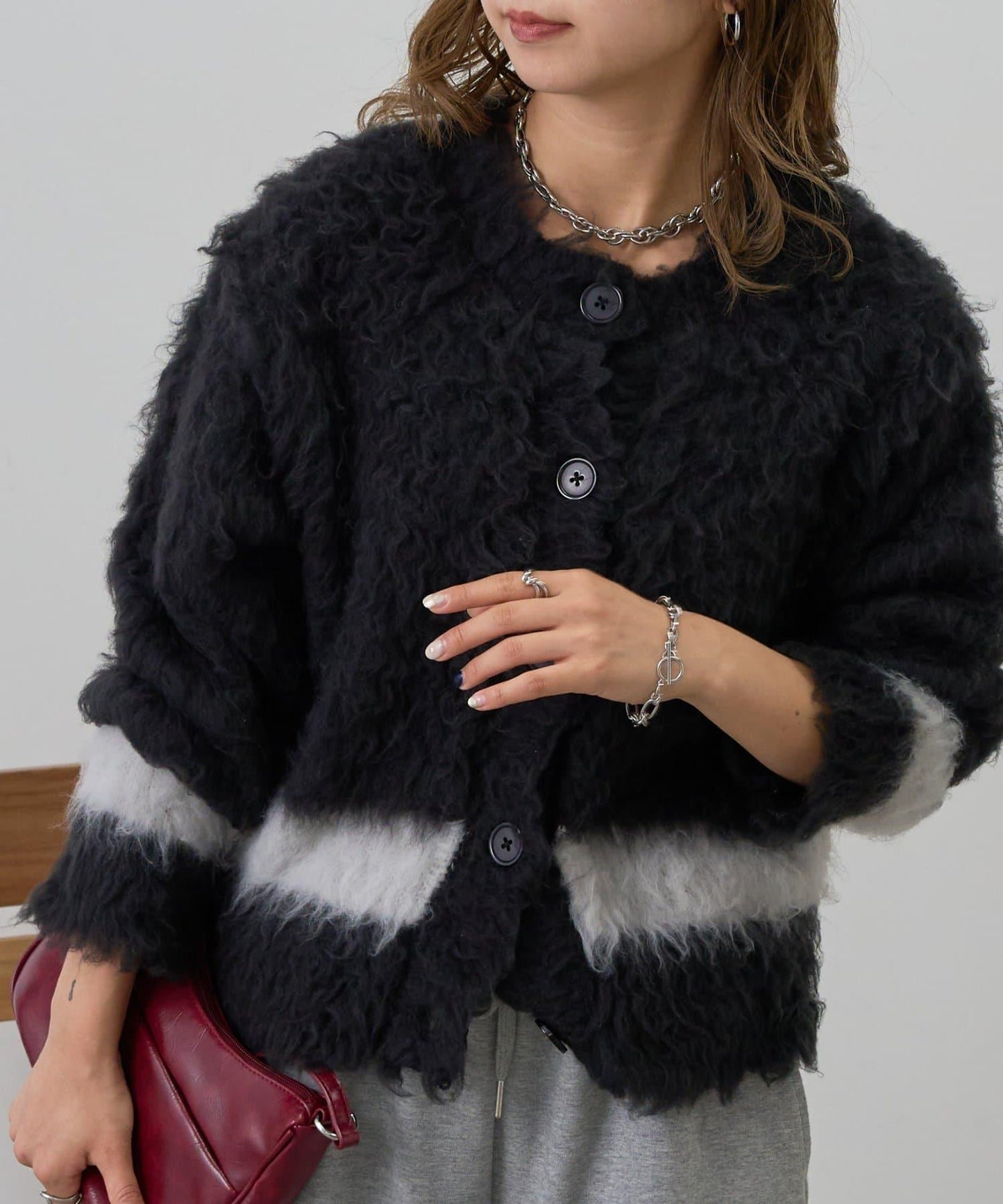 拼色毛邊圓領開衫