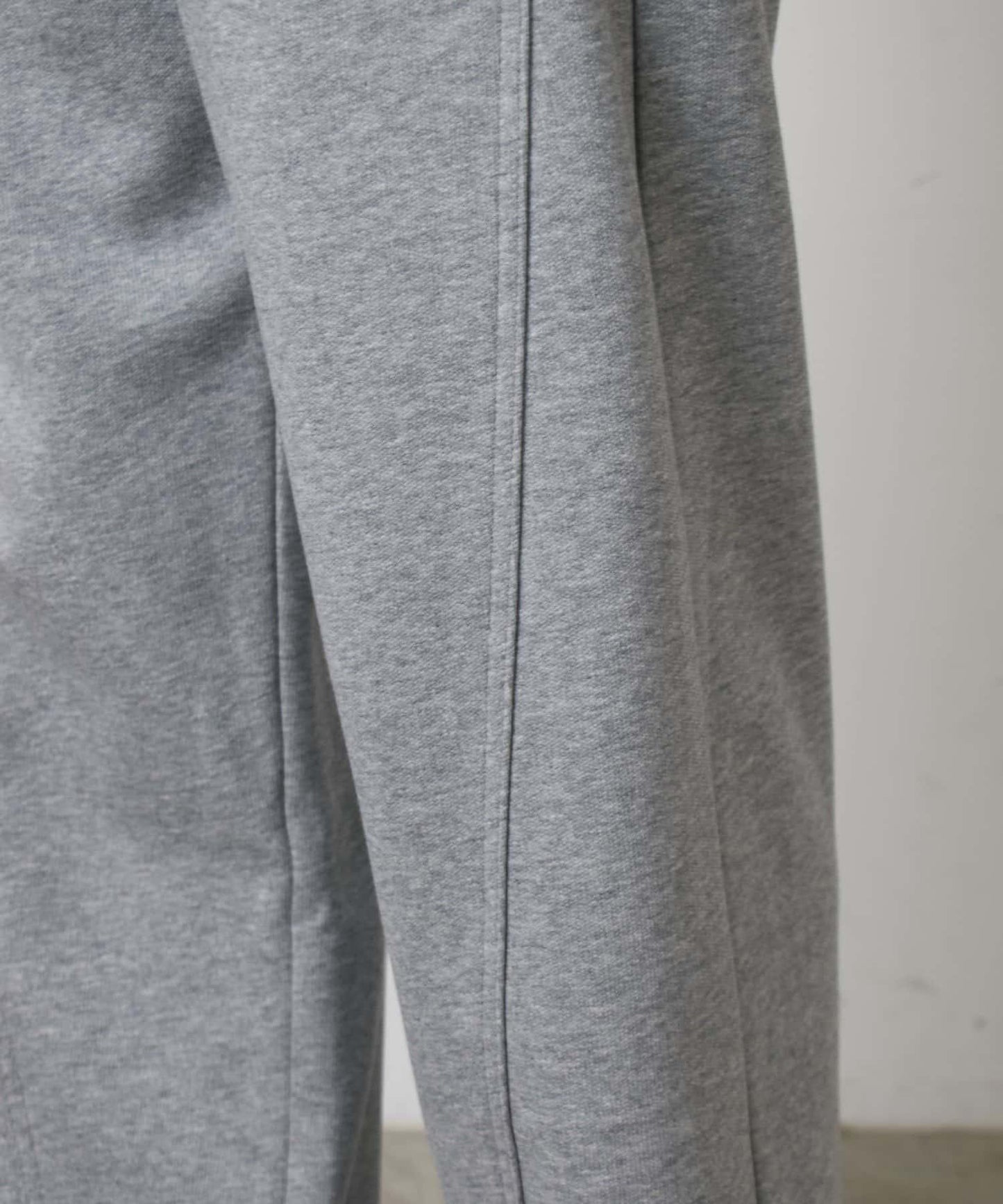 內刷毛抓絨拼接休閒褲