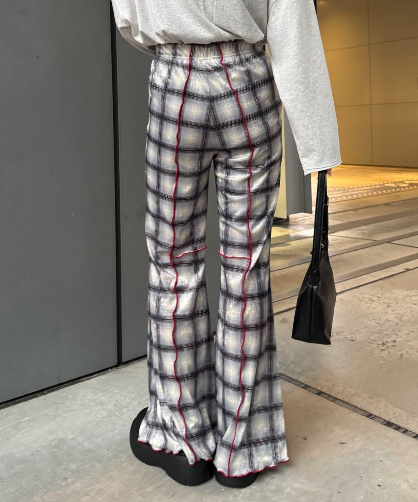 ★【HELLO.SANFRANCISCO/ハローサンフランシスコ】格紋荷葉邊拼接喇叭褲