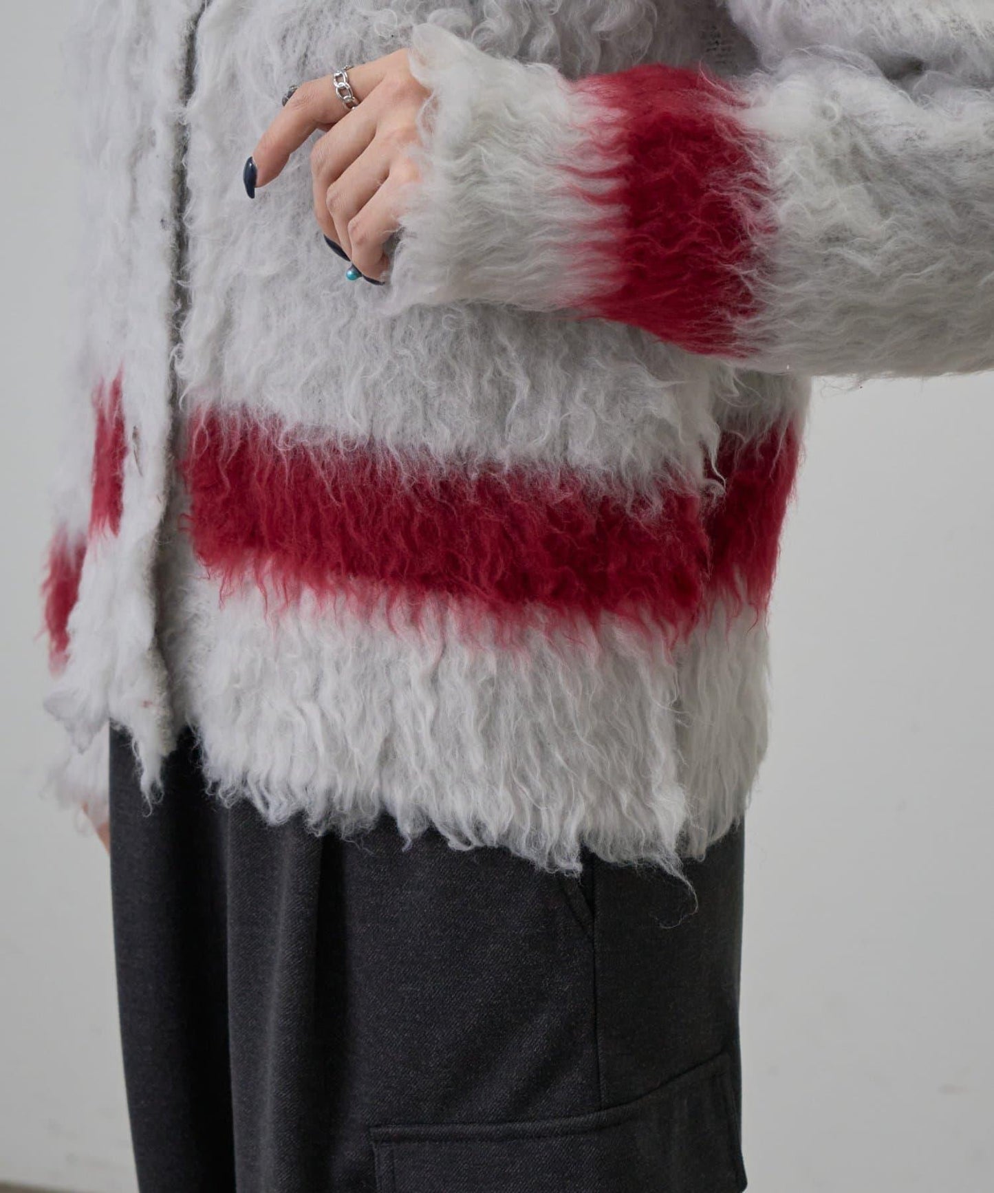 拼色毛邊圓領開衫