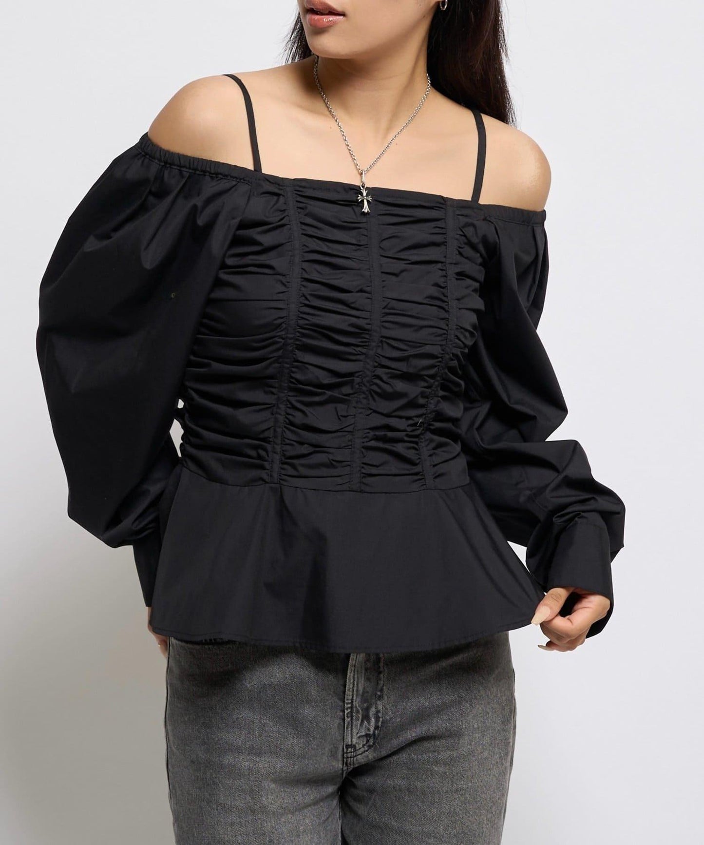 2WAY一字肩泡泡袖襯衫