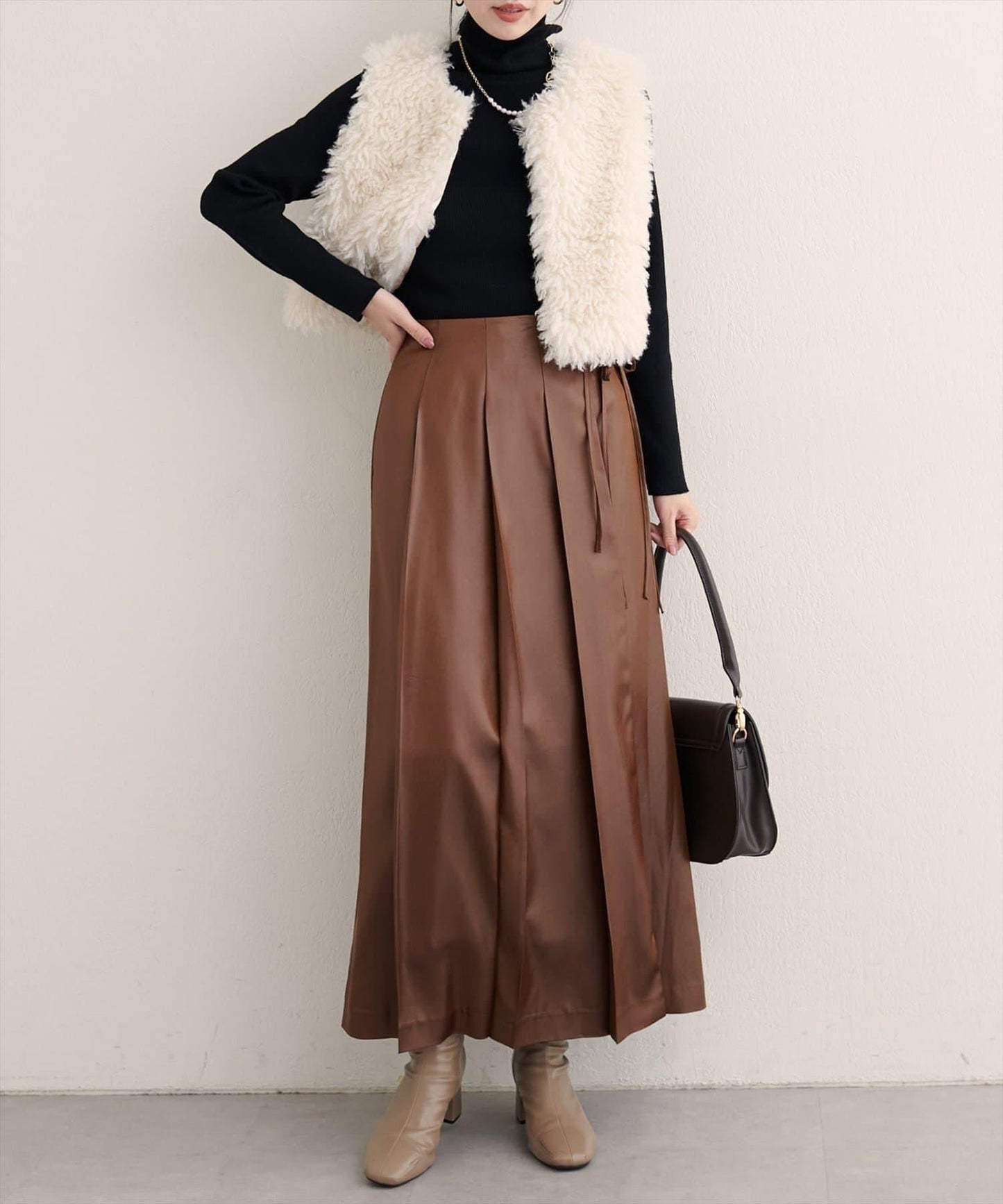 【natural couture】仿皮褶皺包裹半身裙