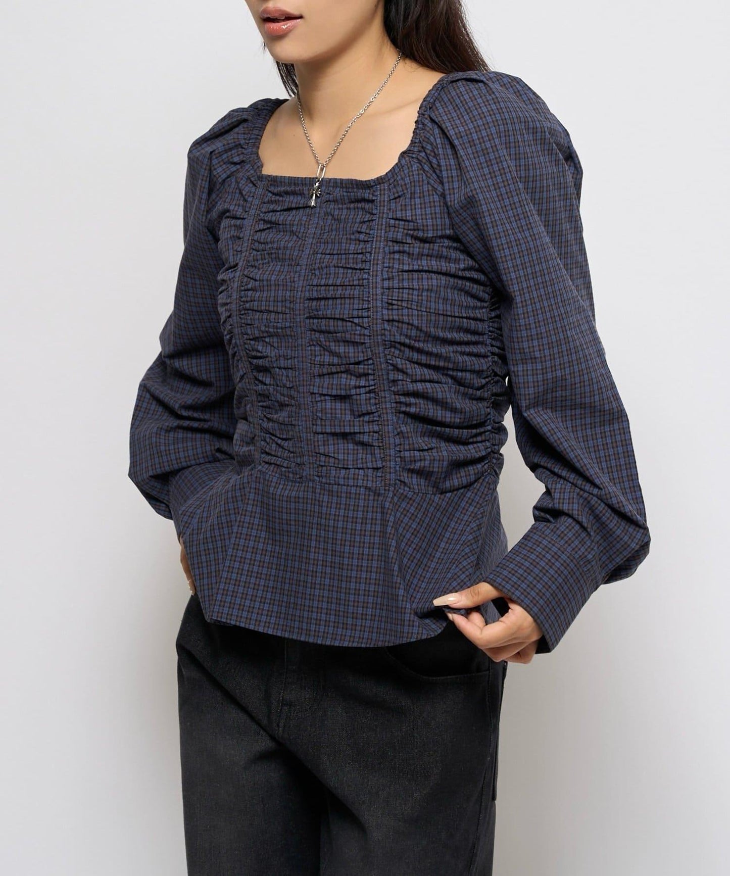 2WAY一字肩泡泡袖襯衫