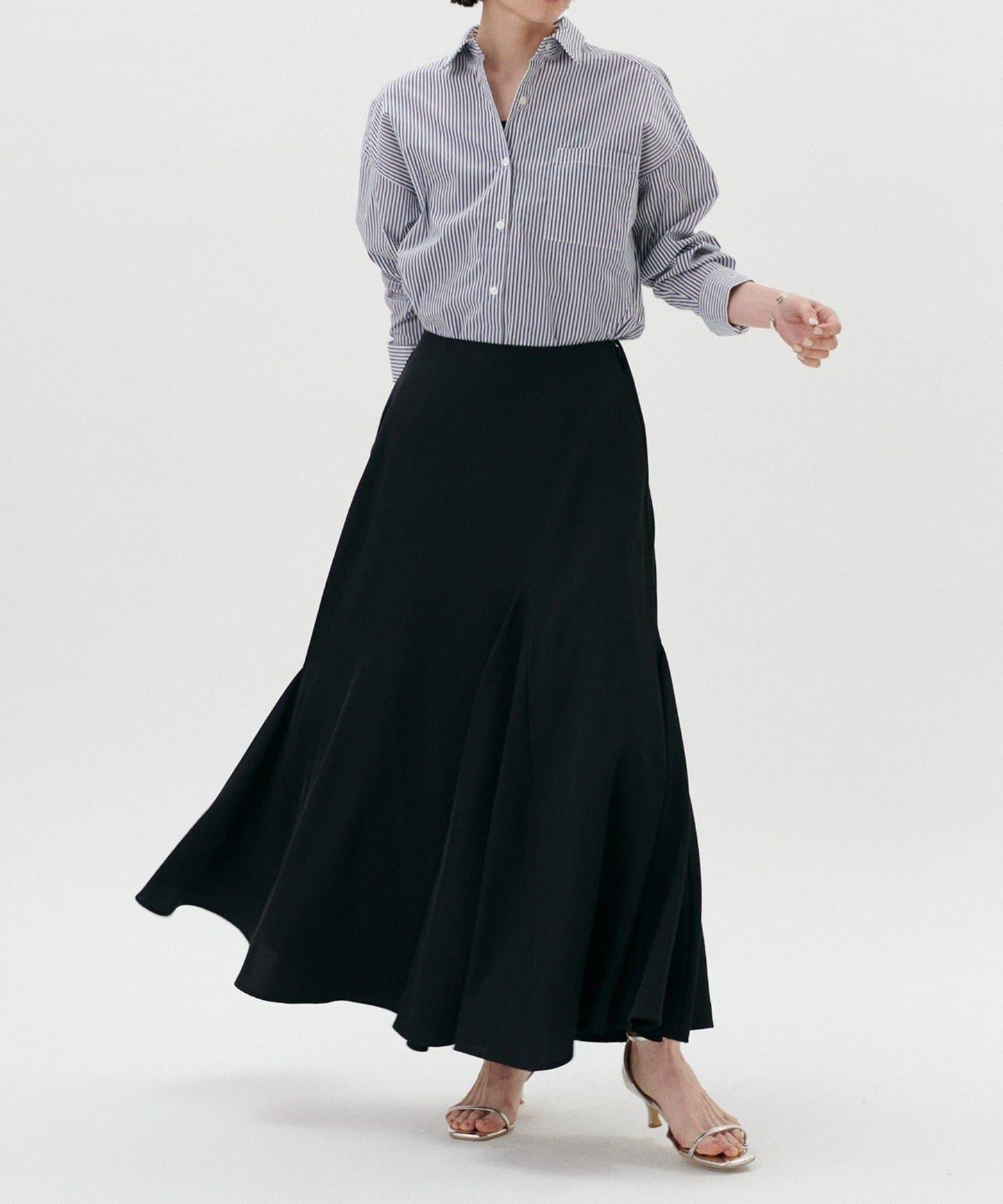 【LARUTA】迷你標誌刺繡基礎款襯衫