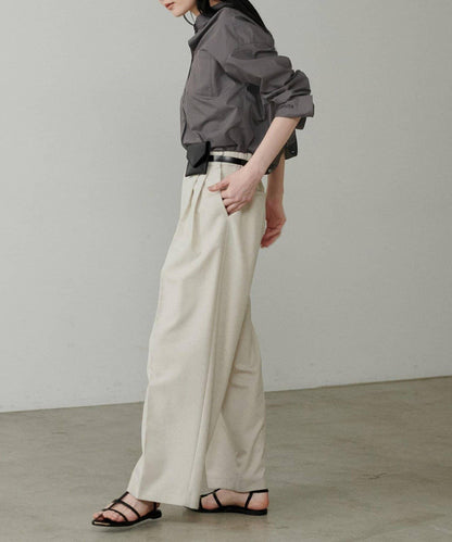 【LARUTA】迷你標誌刺繡基礎款襯衫