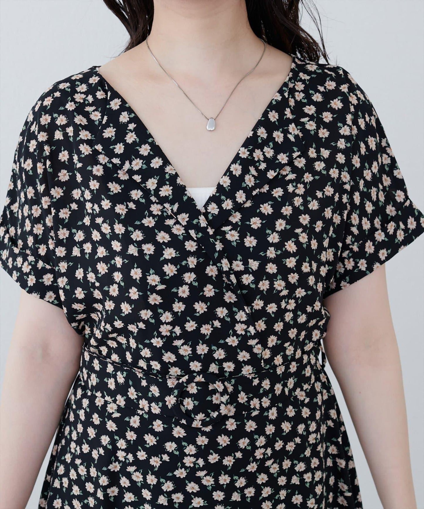 【natural couture】三角領連衣裙