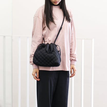 BLACK BEAUTY Noir 束口袋