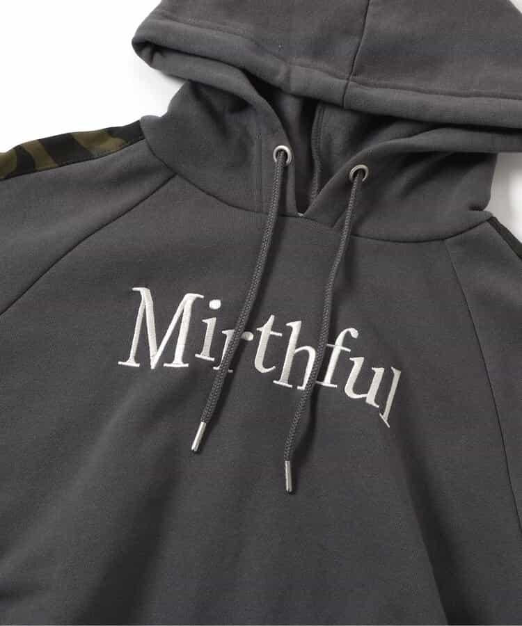 內加絨迷彩拼接連帽衛衣