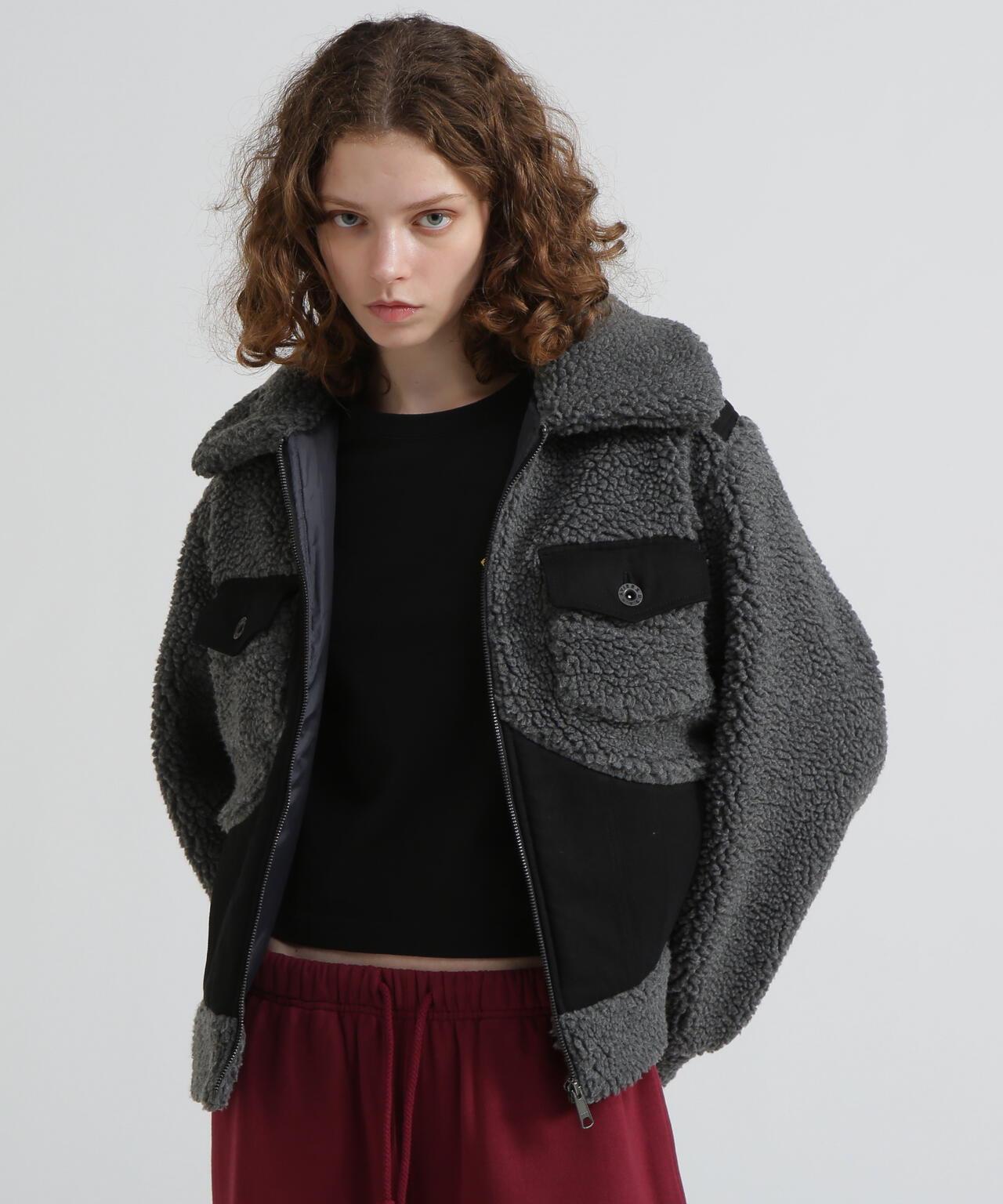 《直営店限定》羊羔絨拼接夾克