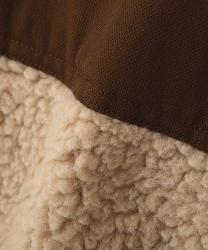 《直営店限定》羊羔絨拼接夾克