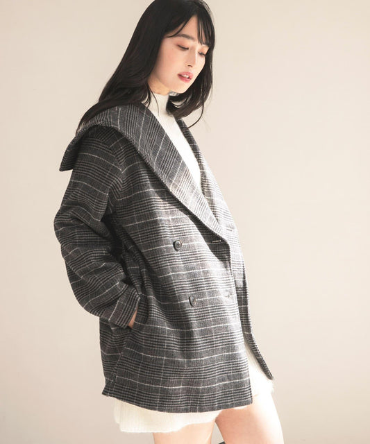 大翻領中長款大衣