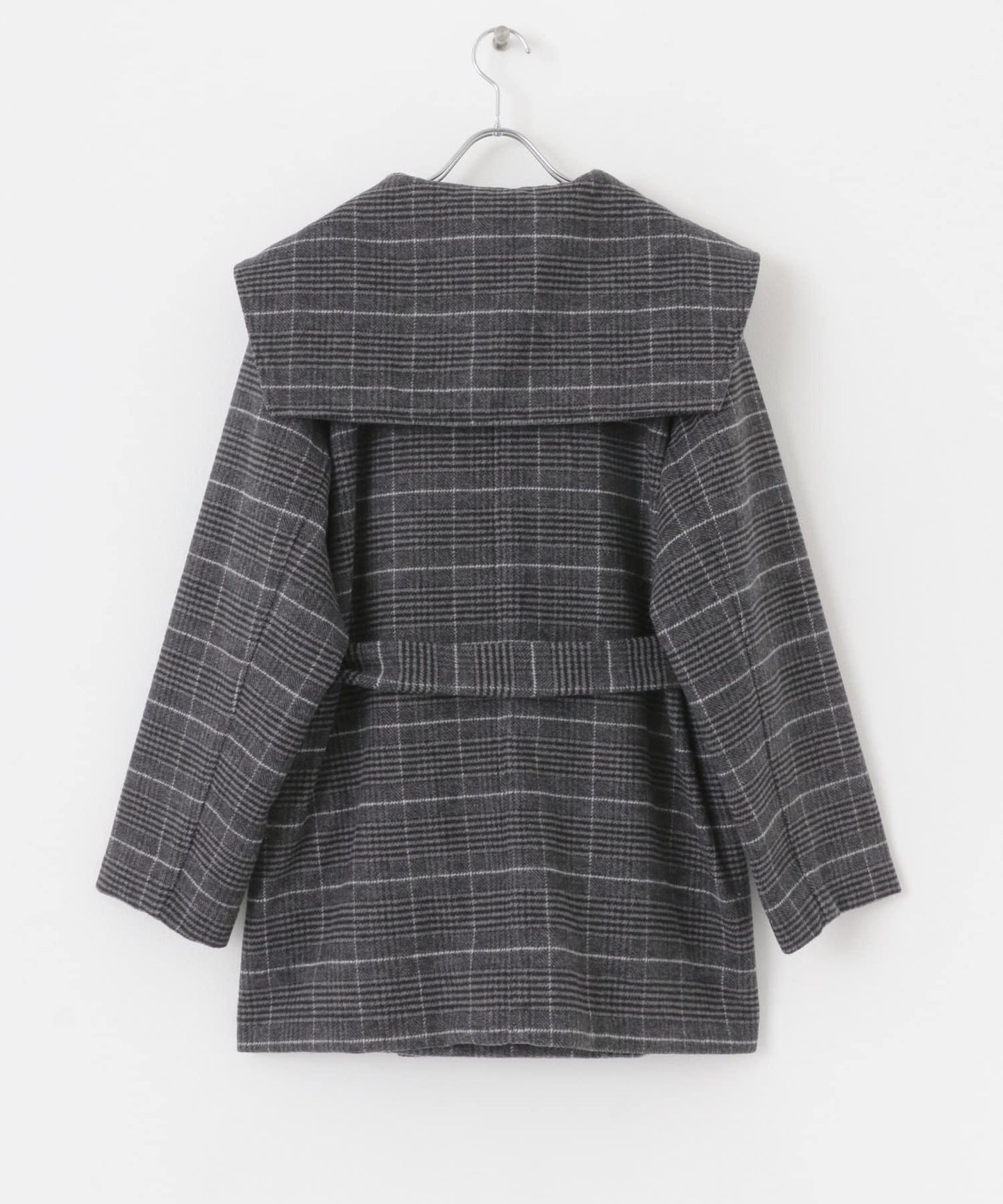 大翻領中長款大衣