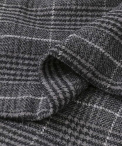 大翻領中長款大衣