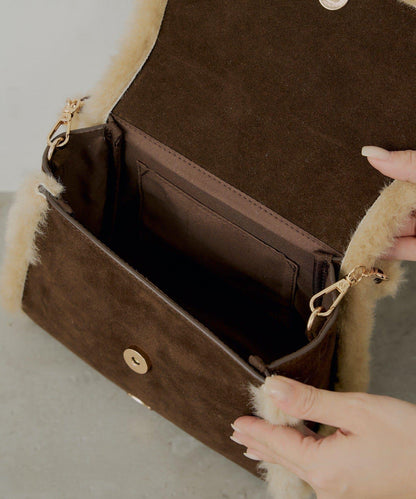 毛絨手柄翻蓋包