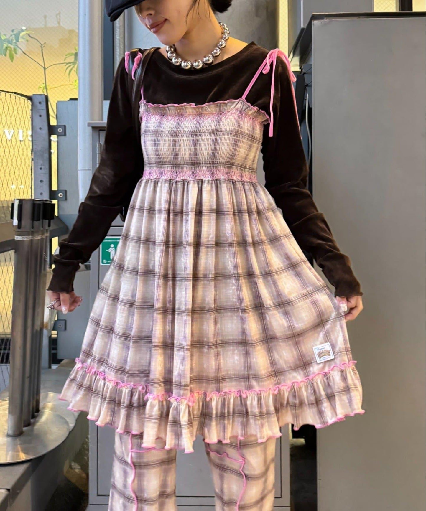 ★【HELLO.SANFRANCISCO/ハローサンフランシスコ】格紋天鵝絨抽褶長款上衣