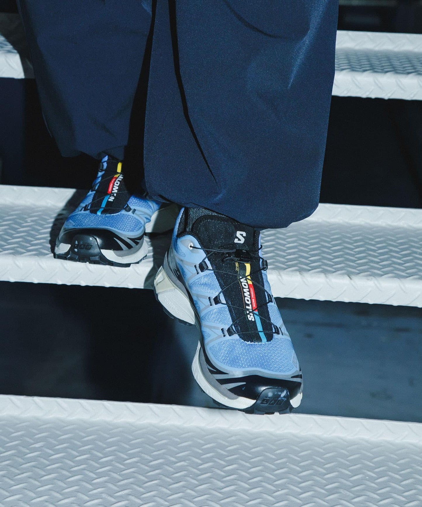 SALOMON Exclusive XT-6