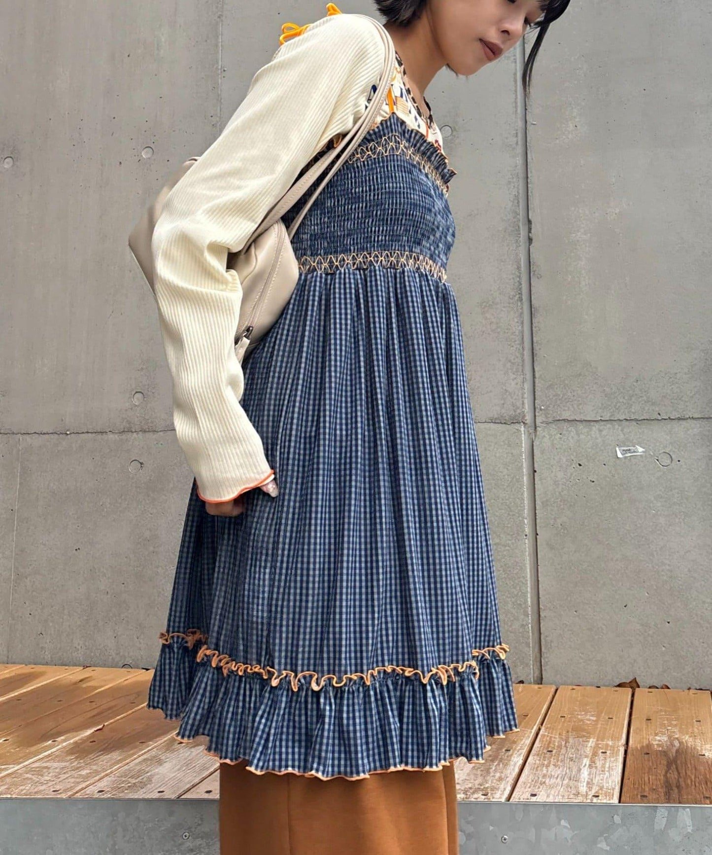 ★【HELLO.SANFRANCISCO/ハローサンフランシスコ】格紋天鵝絨抽褶長款上衣