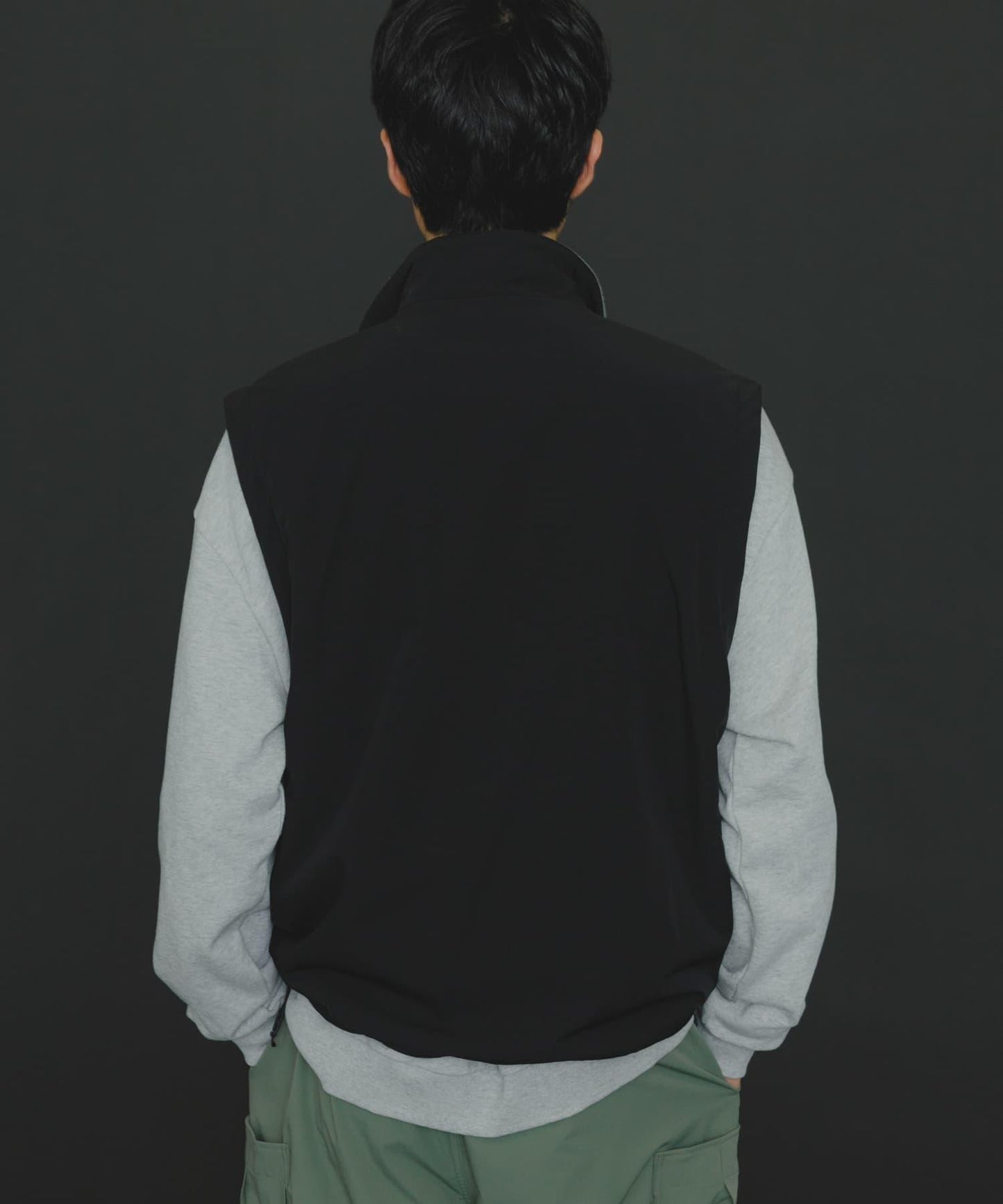 『販売』『男女同款』Uiscel 抓絨內襯拉鍊寬鬆馬甲