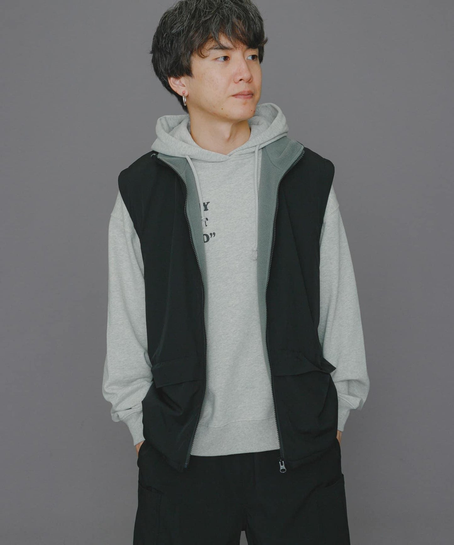 『販売』『男女同款』Uiscel 抓絨內襯拉鍊寬鬆馬甲