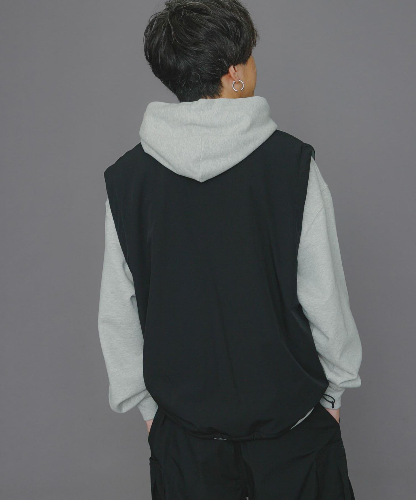 『販売』『男女同款』Uiscel 抓絨內襯拉鍊寬鬆馬甲