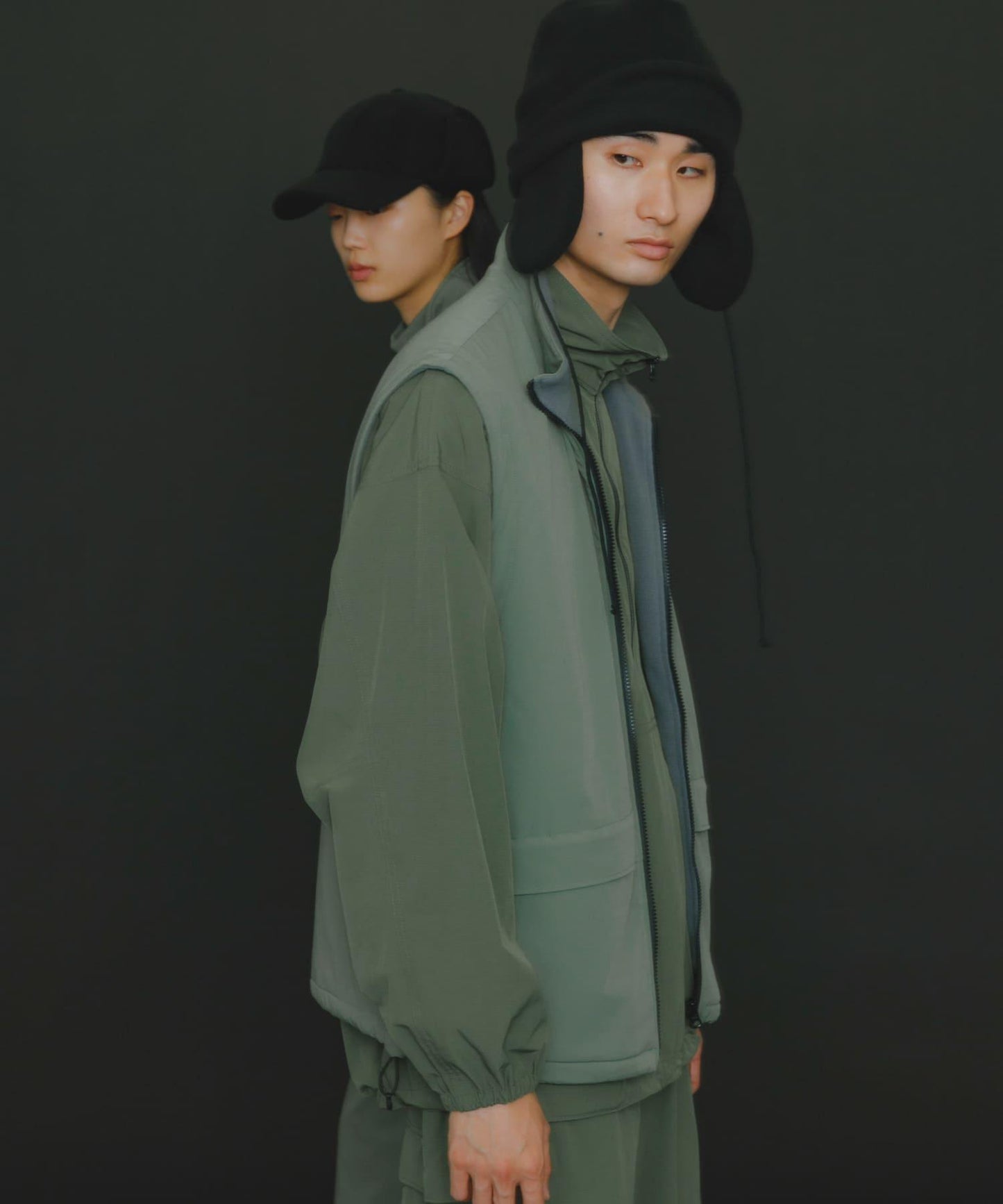 『販売』『男女同款』Uiscel 抓絨內襯拉鍊寬鬆馬甲