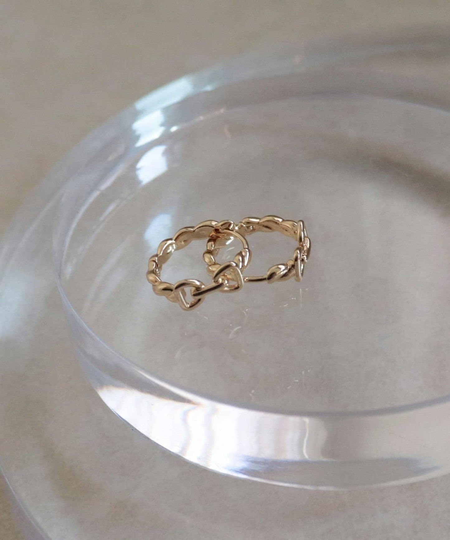 釦環造型圓環耳環