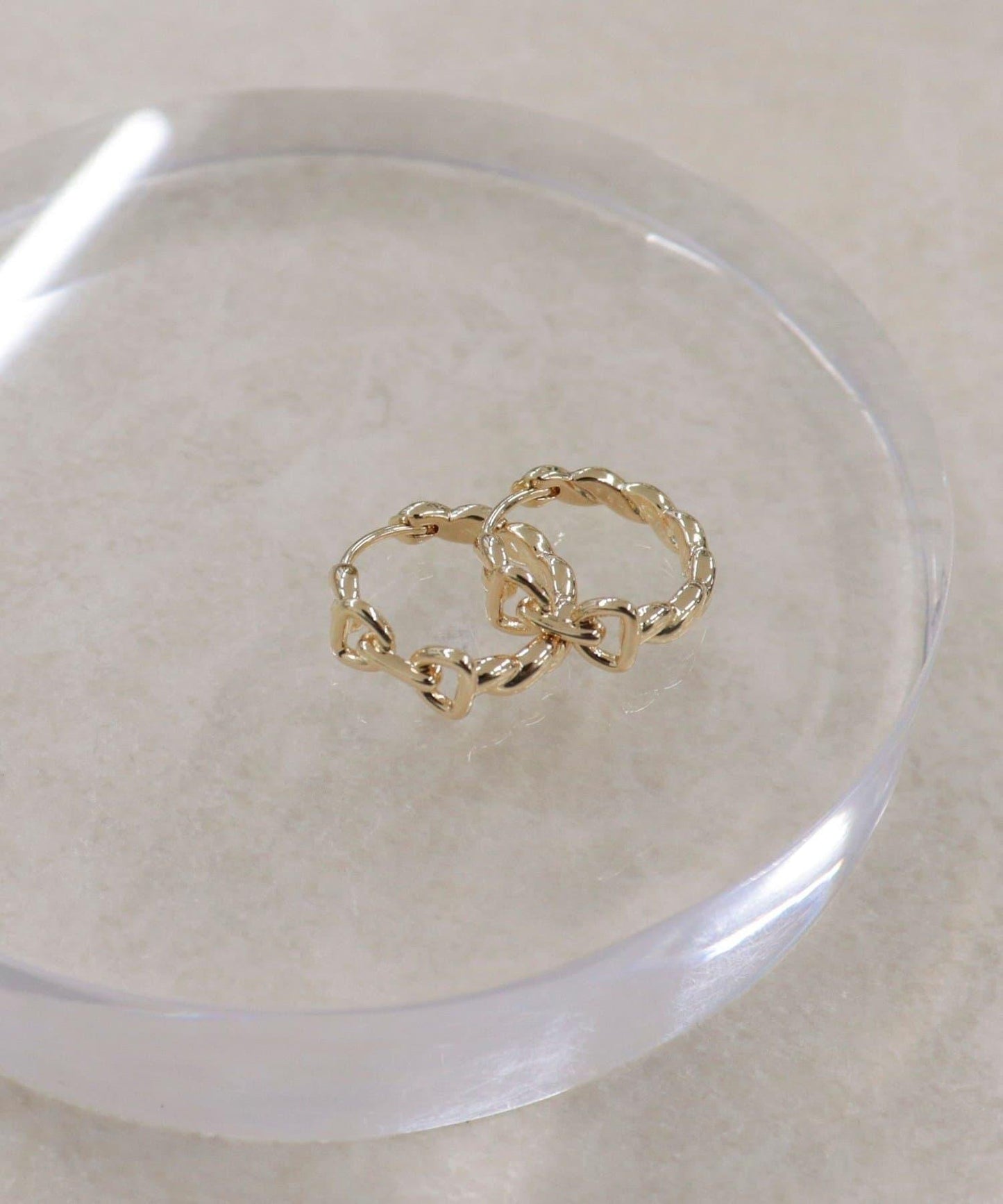 釦環造型圓環耳環