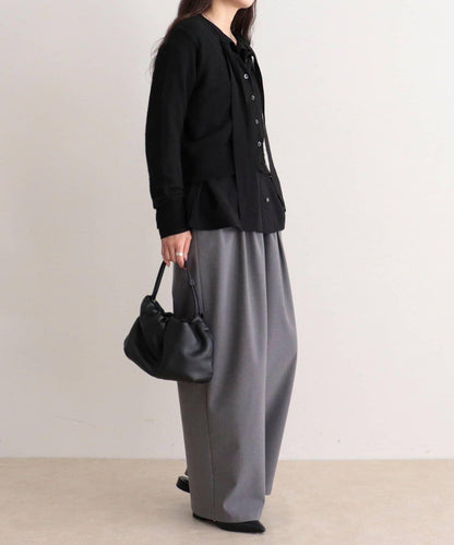 蝴蝶結領褶皺襯衫