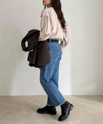 蝴蝶結領褶皺襯衫