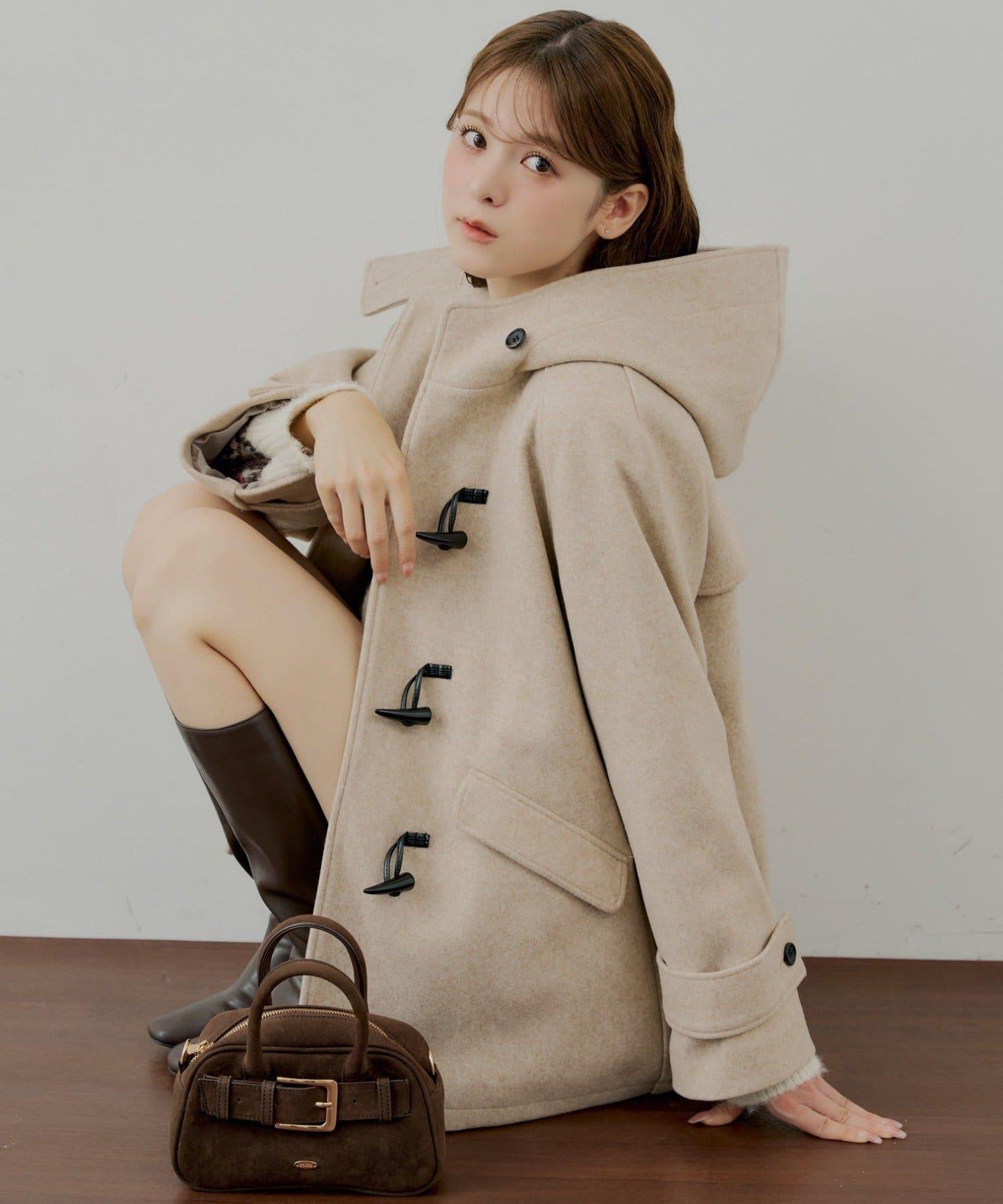 連帽牛角扣中長款大衣