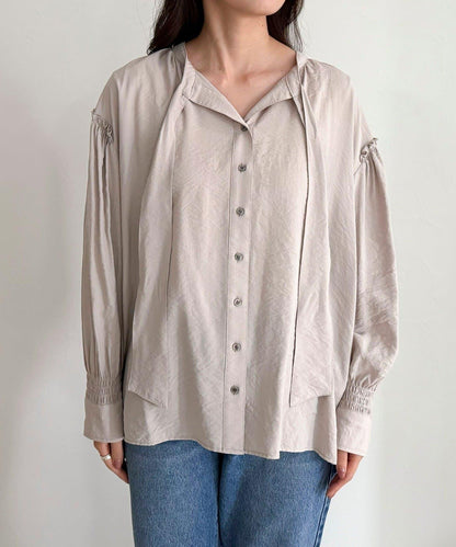 蝴蝶結領褶皺襯衫