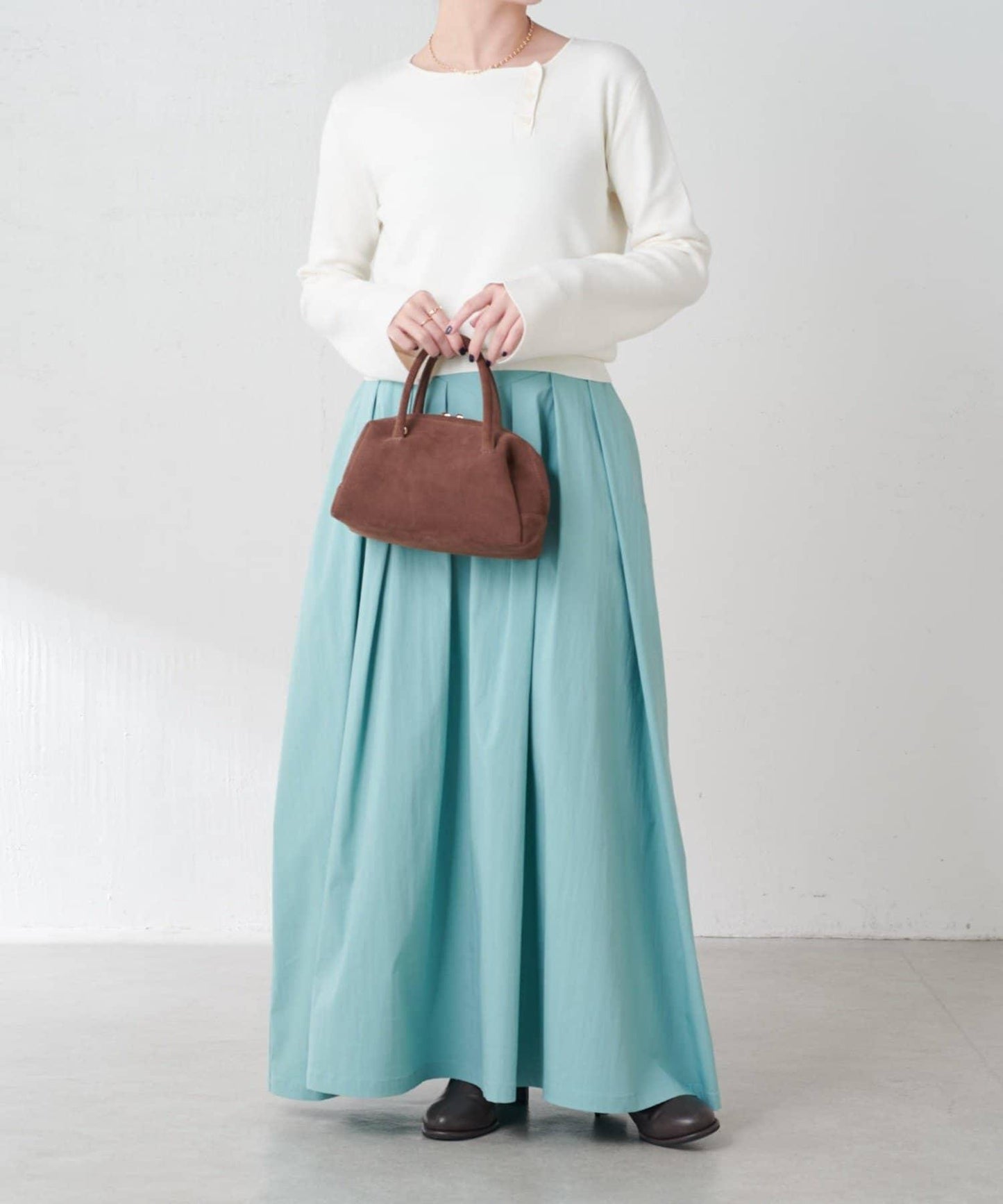 蓬鬆喇叭半身裙