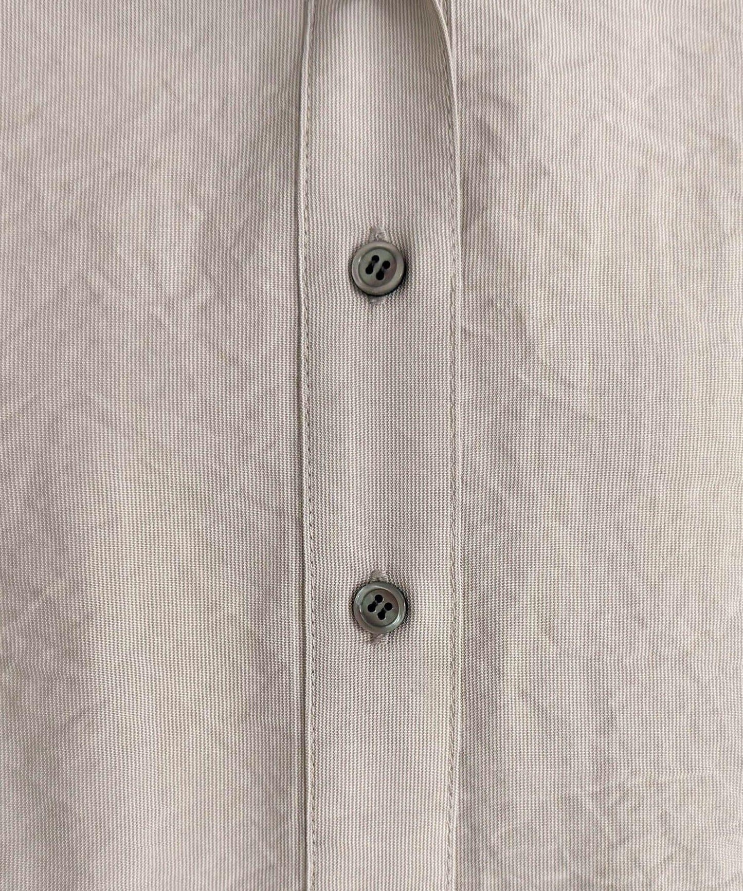 蝴蝶結領褶皺襯衫