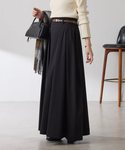 蓬鬆喇叭半身裙