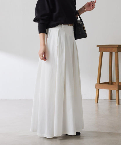 蓬鬆喇叭半身裙