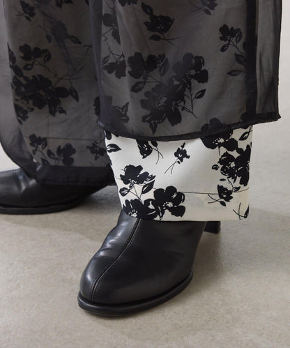 【輕薄遮身◎】輕薄疊穿花卉圖案褲