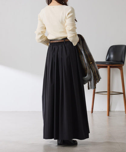 蓬鬆喇叭半身裙