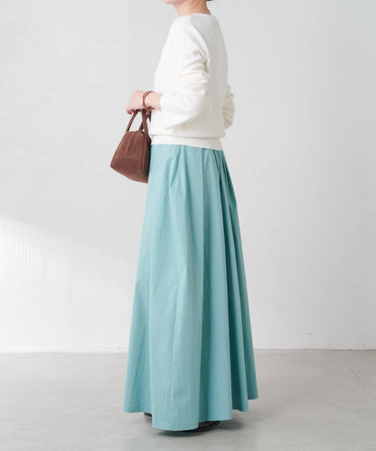 蓬鬆喇叭半身裙